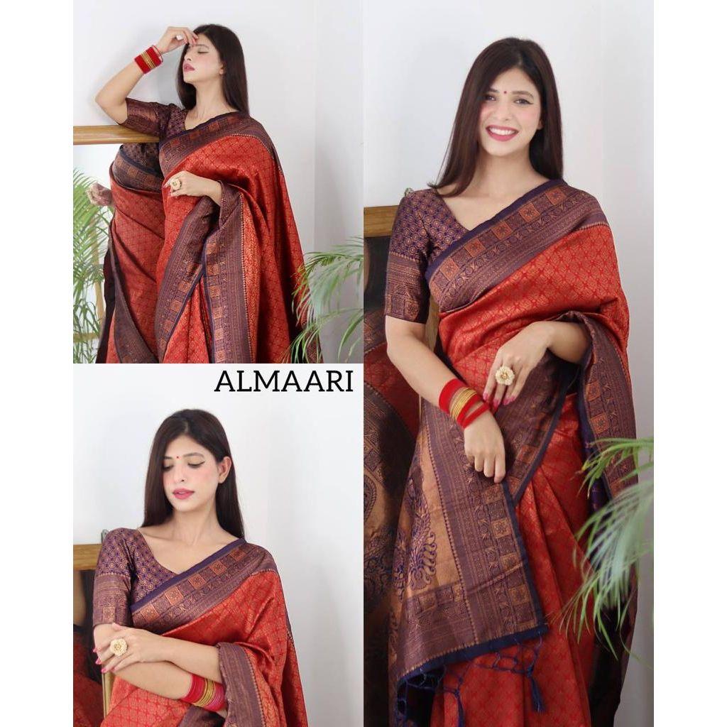 

Шелковое сари из магазина ALMAARI украшено красивой работой сари в виде традиционных мотивов.