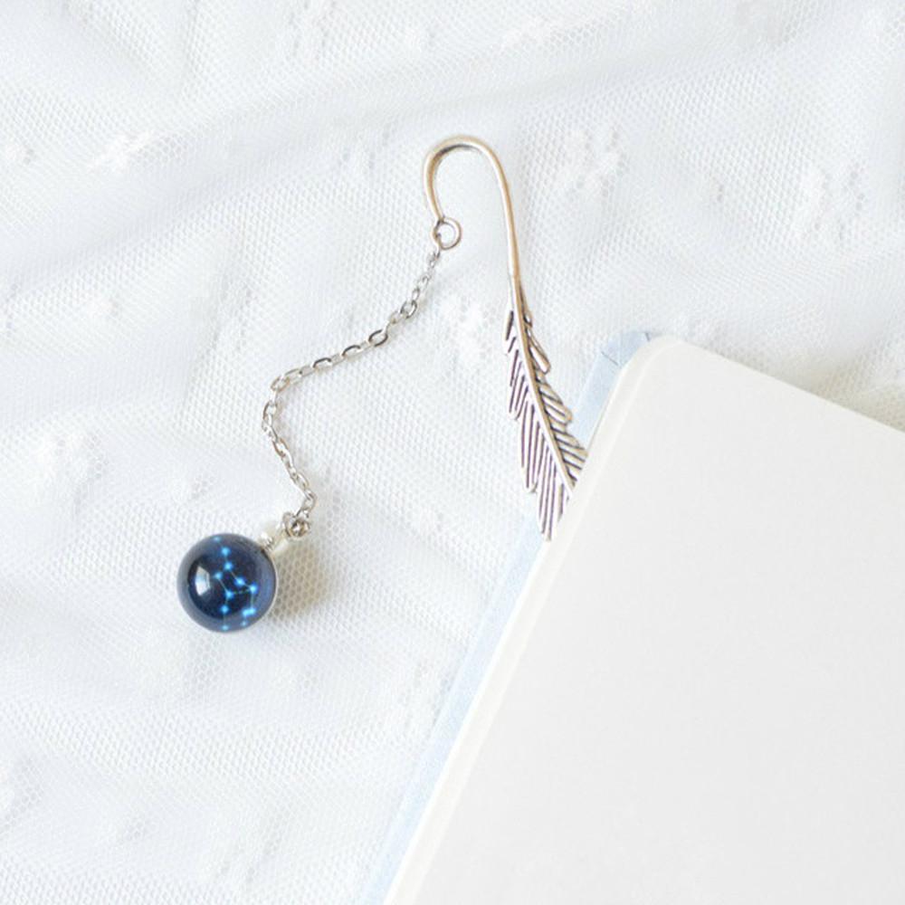 

Reading Luminous Feather Bookmark 12 Constellation Noctilucent Bookmark Bookmark Bookmark Pendant Virgo