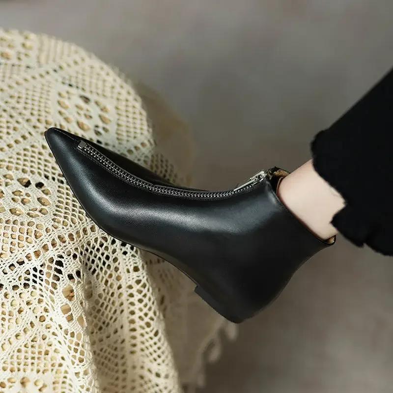 Aulinukai Odiniai Moteriški Trumpiausi Batai Smailianosiai Moteriški Aulinukai Mada 2024 Gotikiniai Y2k Aukštos Kokybės Didelio Dydžio Šilta Avalynė