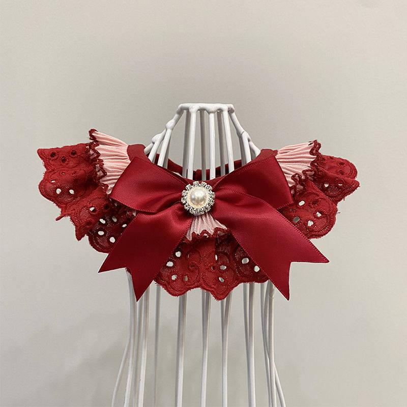 Festive Red Dog Bib Scarf for Weddings: Border Collie & Golden Retriever