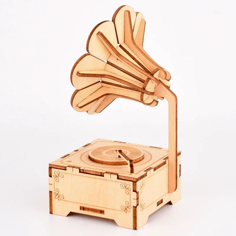 FEOOE Dziecięca Zabawka Muzyczna Drewniane Puzzle DIY Drewniany Trójwymiarowy Zmontowany Gramofon Nakręcany Pozytywka CJ
