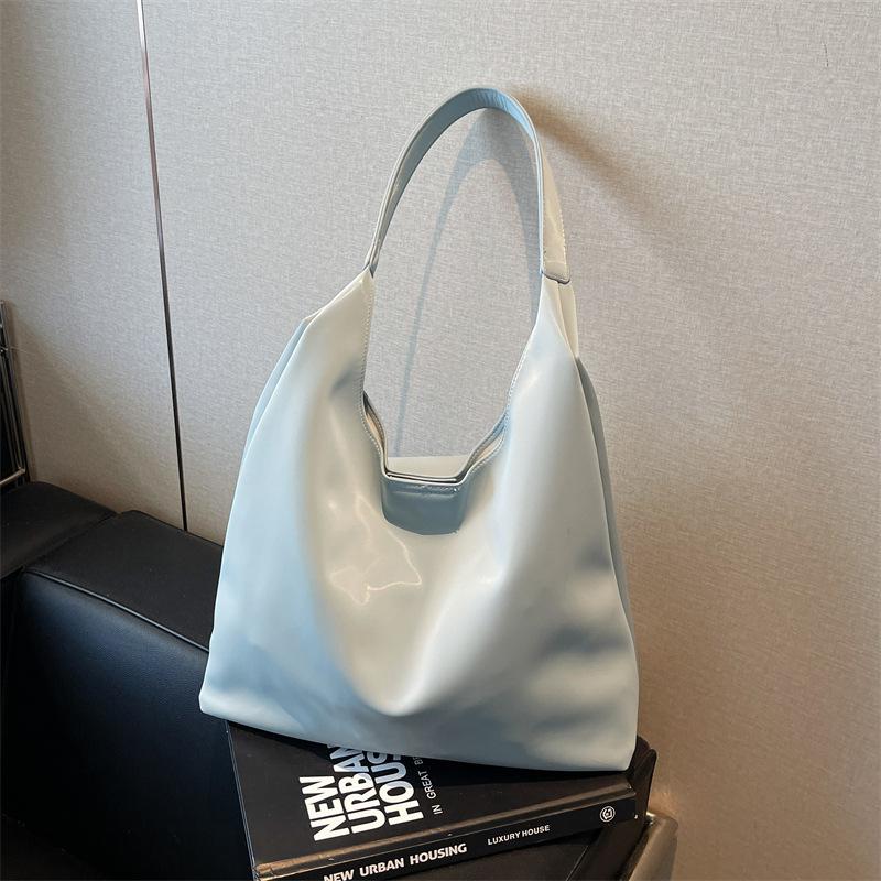 Large Capacity Bag Women's New Summer Relaxation Tote Bag College Students Commuting Shoulder Bag