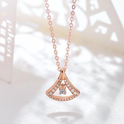 Agile Small Skirt Necklace for Women, Japanese and Korean Simple Beating Heart Pendant Collarbone Chain Necklace
