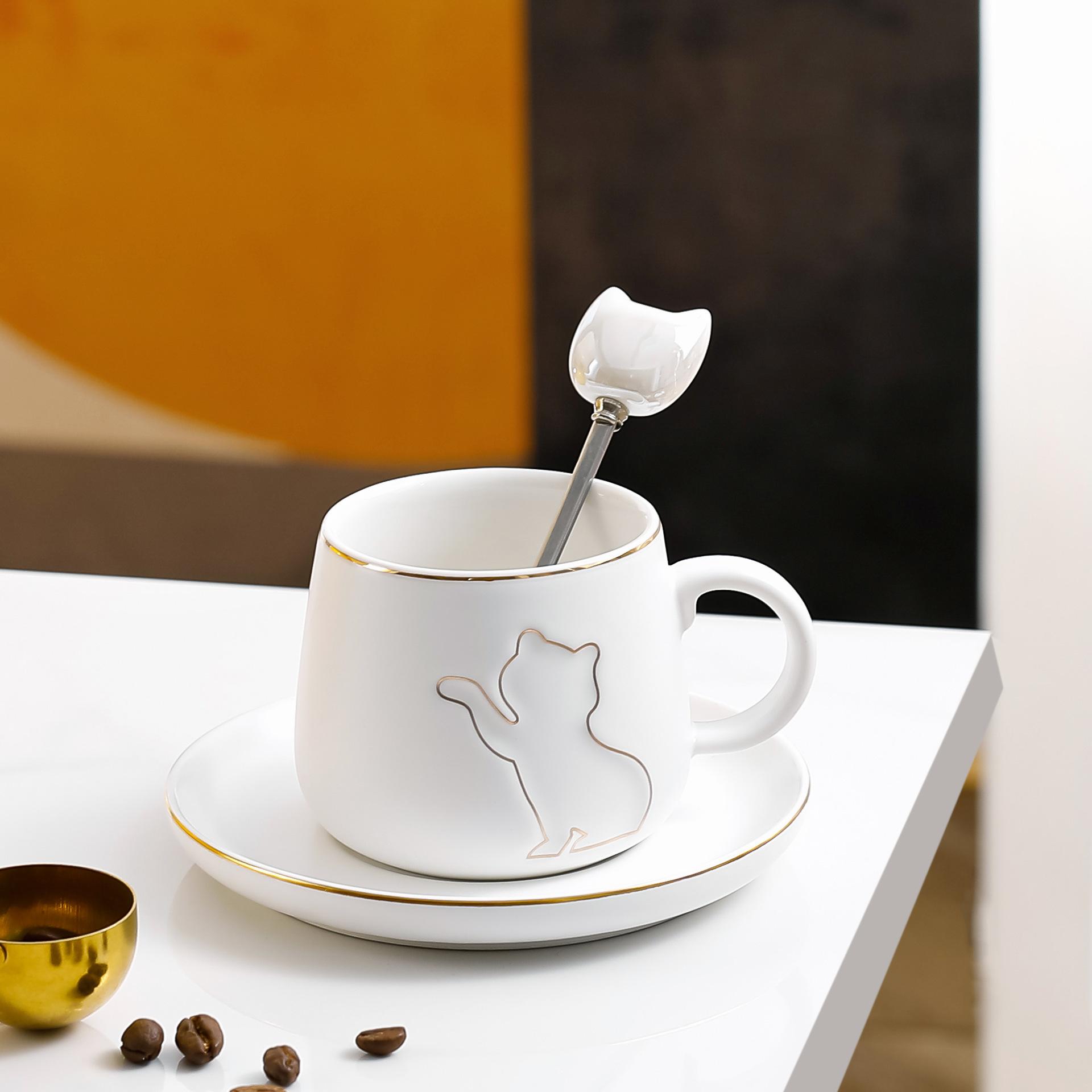 

Креативный рельеф Пара черно-белых кошек Дом Чашка для завтрака Чашка для молока Офисная чашка для кофе Подарочная чашка Диск Сувенир 150ml