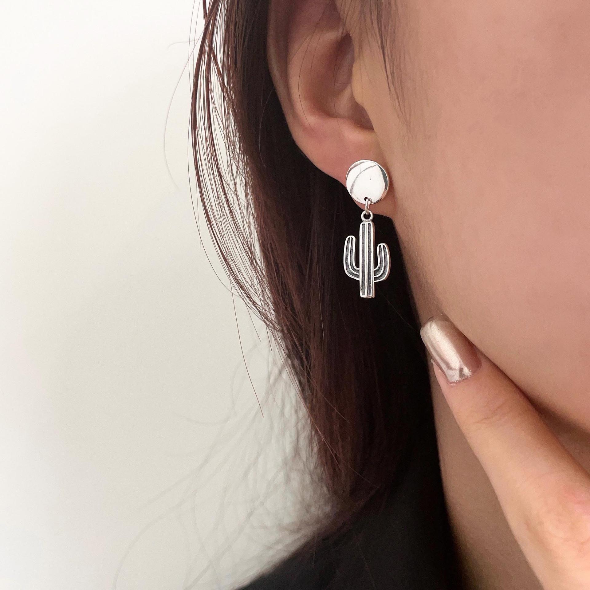 

Korean Trendy s925 Sterling Silver Cactus Stud Earrings for Women - Retro Style, Simple, and Stylish. Sterling Silver