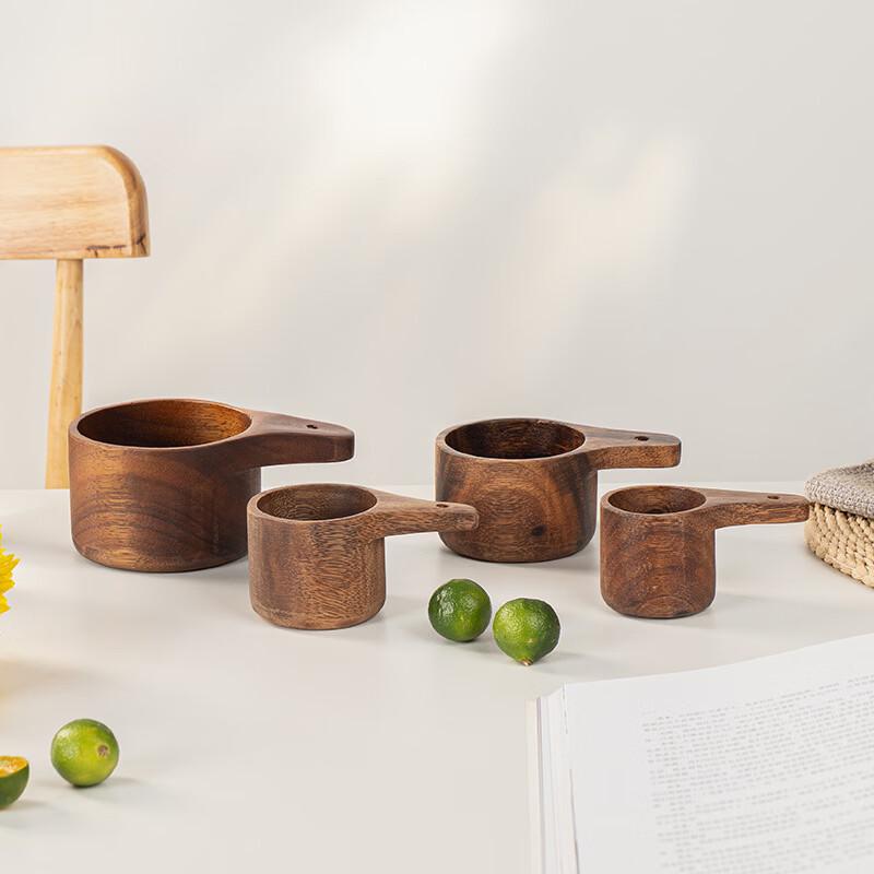 Fengzhi Walnut Wood Measuring Cup