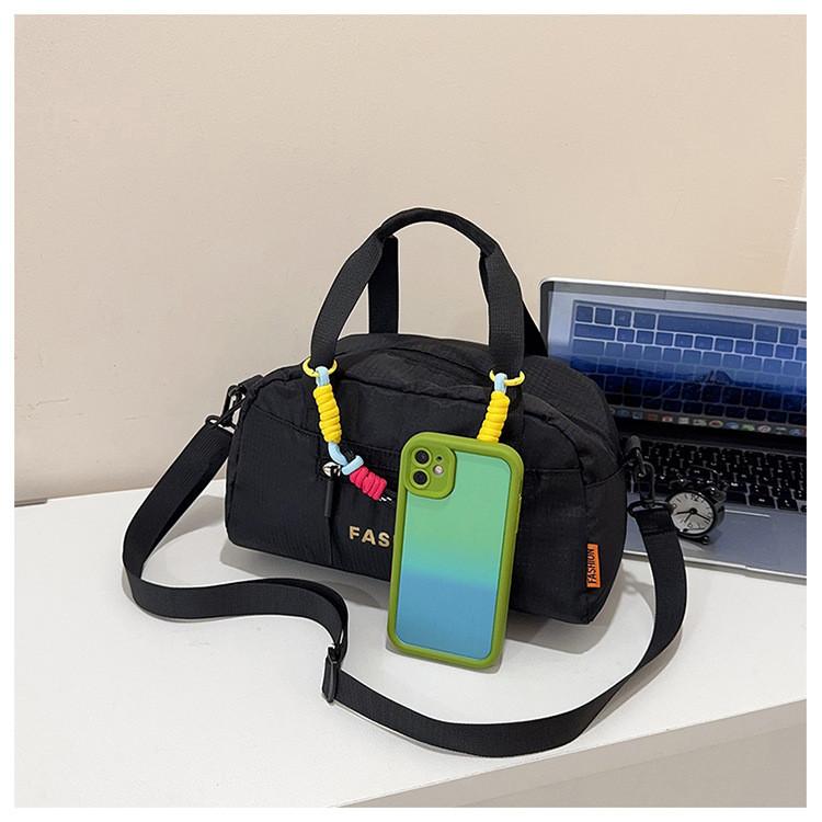 Outdoor Large Capacity Nylon Crossbody Bag With Zipper Pockets For Casual Travel