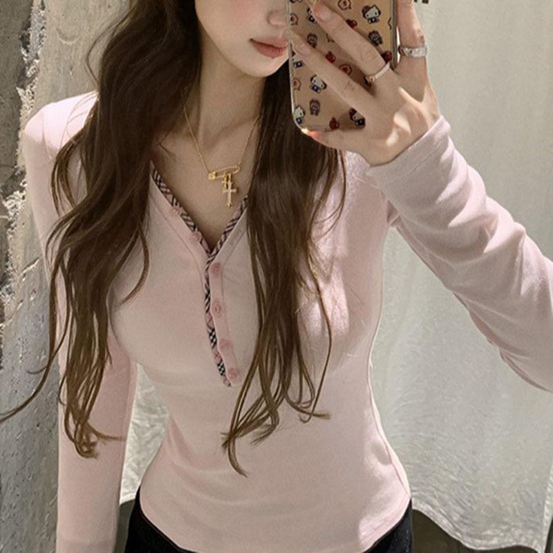 Korean Sweet Pink V-Neck Button Long Sleeve Women's Slimming Top for Autumn/Winter
