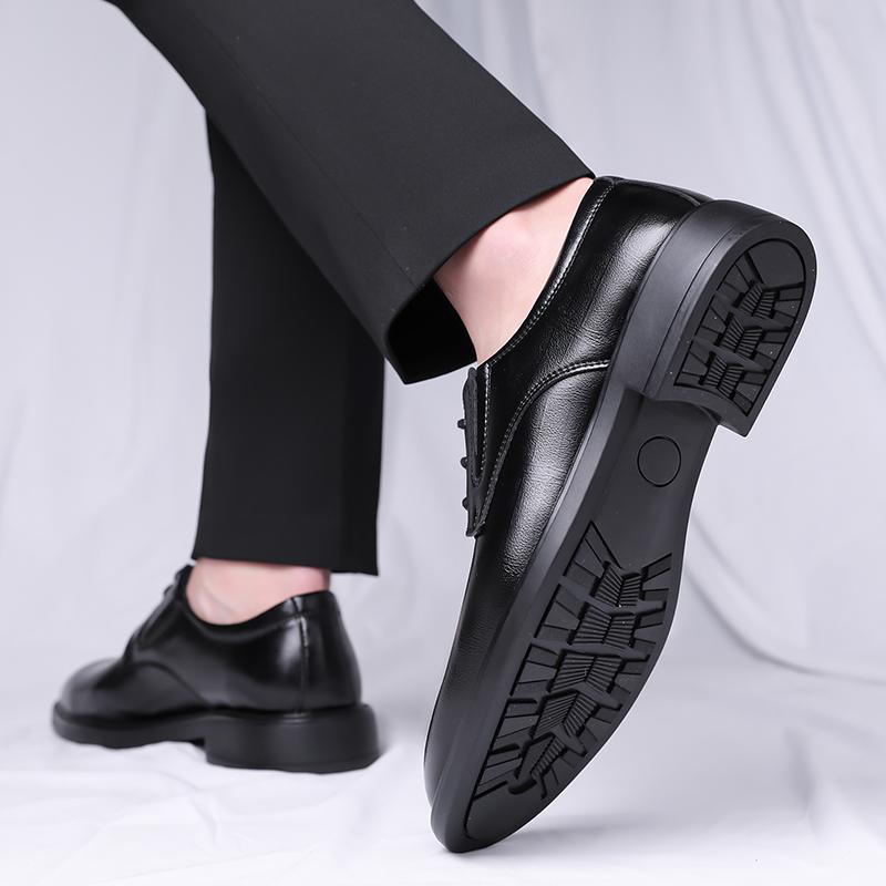 Fashion Black men's leather shoes Classic retro formal style Leisure Party Business Office Minimalist gentleman's shoes Hot selling