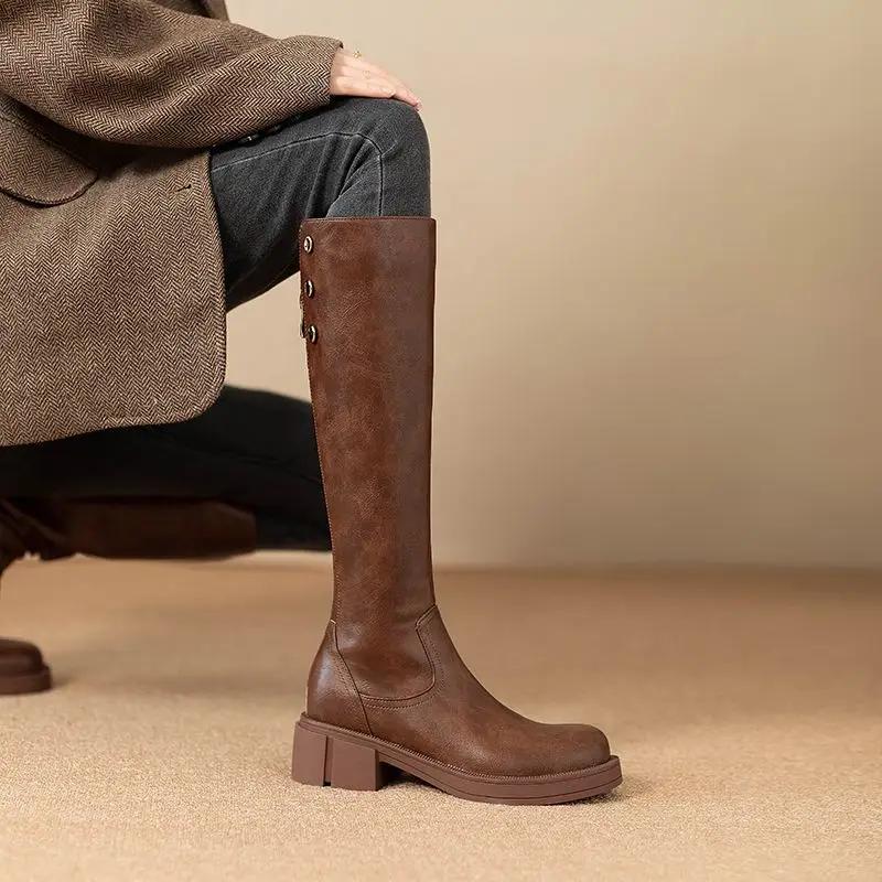 

Модные женские сапоги до колена на среднем каблуке с флисовой подкладкой на молнии 2025 Новые водонепроницаемые модные женские длинные сапоги Косплей Пу обувь 40