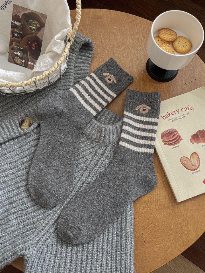 Women's Wool Striped Mid-Tube Socks - Cute Cartoon Puppy Embroidered, Warm Velvet, Thick for Autumn/Winter.