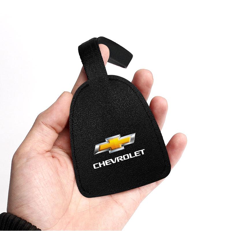 Car Hook Car Seat Hanger Hooks Seat Back Hook Bags Car Accessories For Chevrolet Cruze Sail Onix Corsa Aveo Captiva Sonic Spark Tracker Trax Malibu