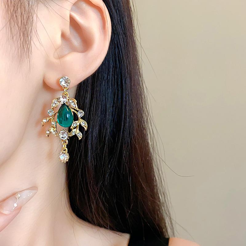 Rhinestone Leaf Drop Pendant Necklace Earring Temperament Vintage Jewelry Sets for Women