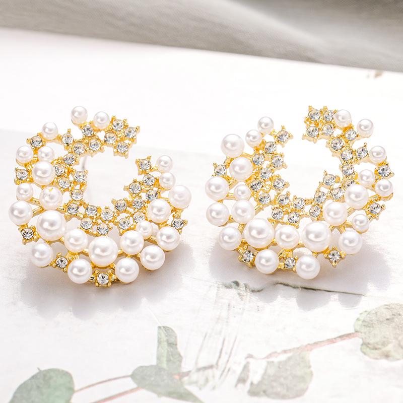 Korean Luxury C-Shaped Pearl & Diamond Imitation Silver Earrings - Versatile High-End Fashion