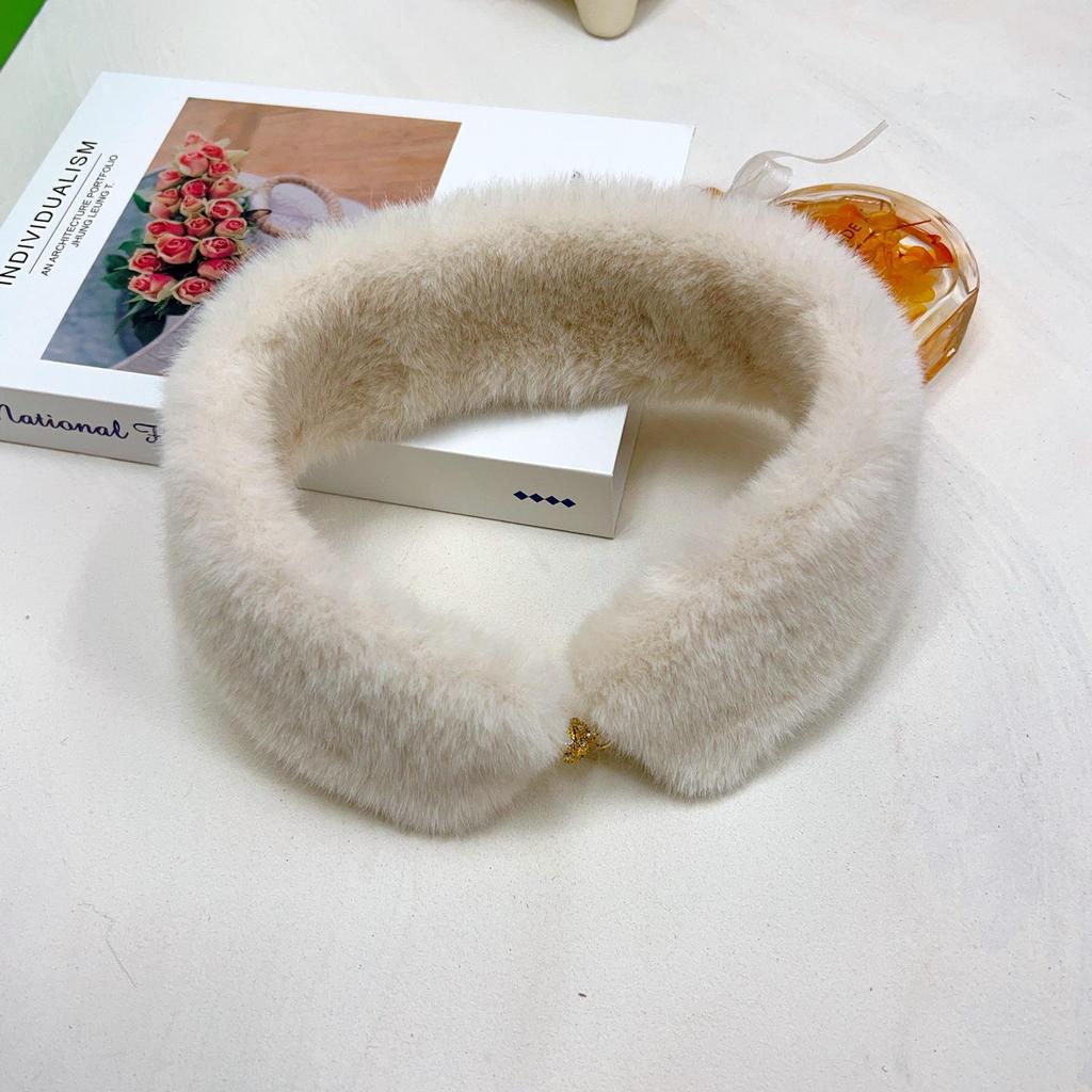 Double-Sided Faux Mink Fur Snood: Warm Plush Magnetic Buckle Scarf & Neck Protector for Women