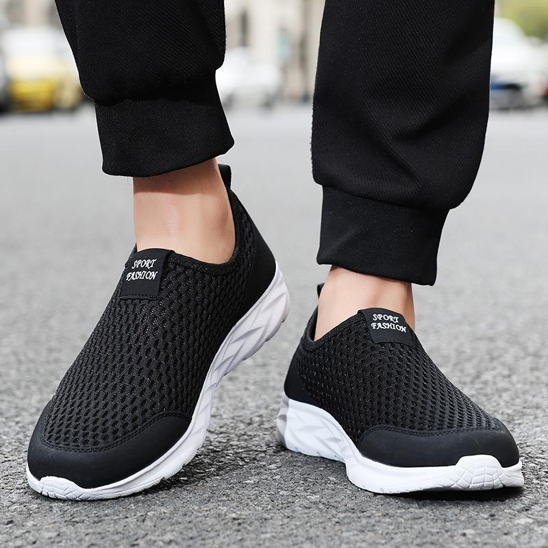 Lightweight Men Casual Shoes Breathable Slip  Male Casual Sneakers Anti-slip Men's Flats Outdoor Walking Shoes Size 39-47