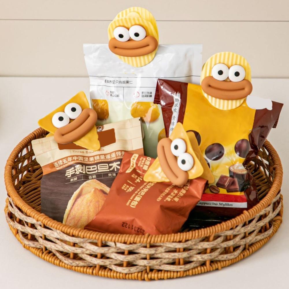 Non-slip teeth Snack Bag Clip Large Opening Moisture-proof Sealing Clip Kitchen Food Sealing Clip