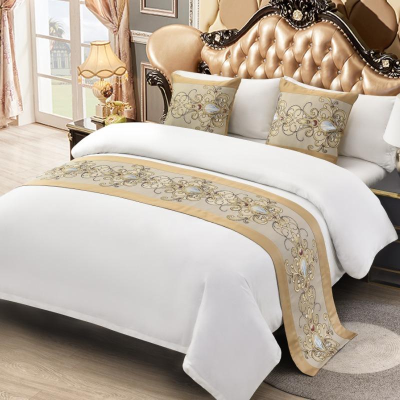 

Высококачественные дорожки с вышивкой, золотисто-красные покрывала с флагами, наволочки, постельные принадлежности, домашний декор для отеля, новые китайские атласные дорожки 45*45cm （pillowcase）