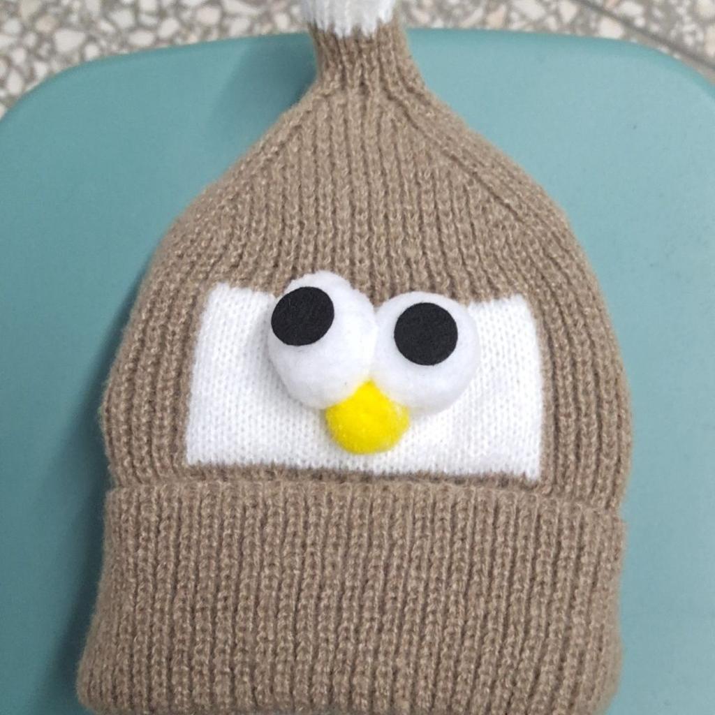 Baby wool hat autumn and winter children's warm pullover hat cute super cute big eyes men and women children knitted hat