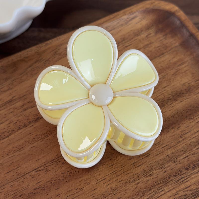 Summer Cream Color Flower Hair Claw For Woman Girl Sweet HairClip Plastics Hairpin Crab Barrette Female Fashion Hair Accessories