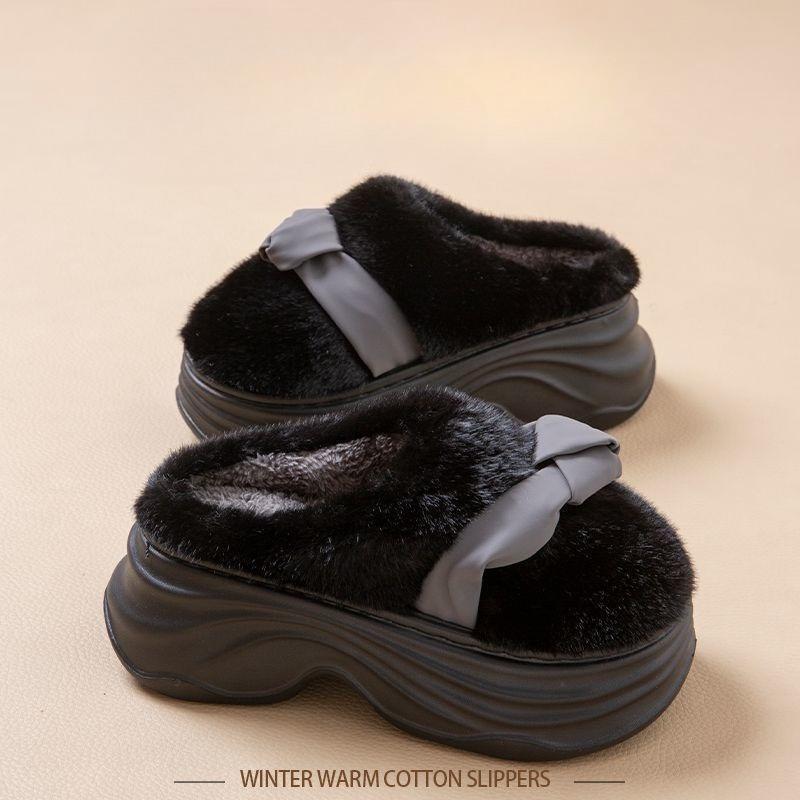 Fuzzy Home Slippers for Women Chunky Platform Cozy Faux Fur House Shoes Women's Winter Warm Non-Slip Memory Foam Slippers for Indoor and Outdoor