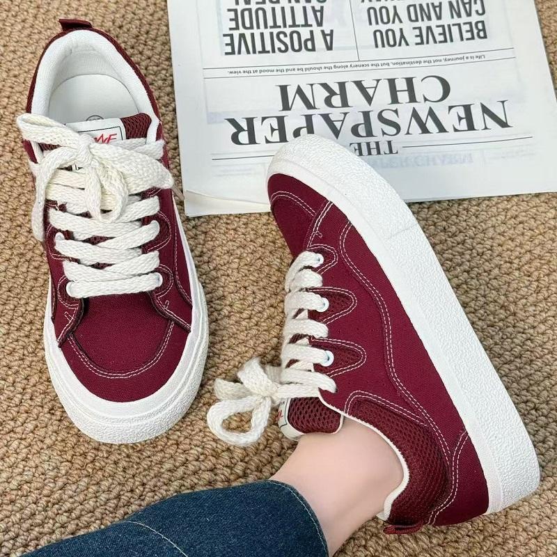 Fashion 2025 New Red men Vulcanize Shoes Casual Platform Sneakers Vintage Sports Female Korean Designer Flats Harajuku School Tennis