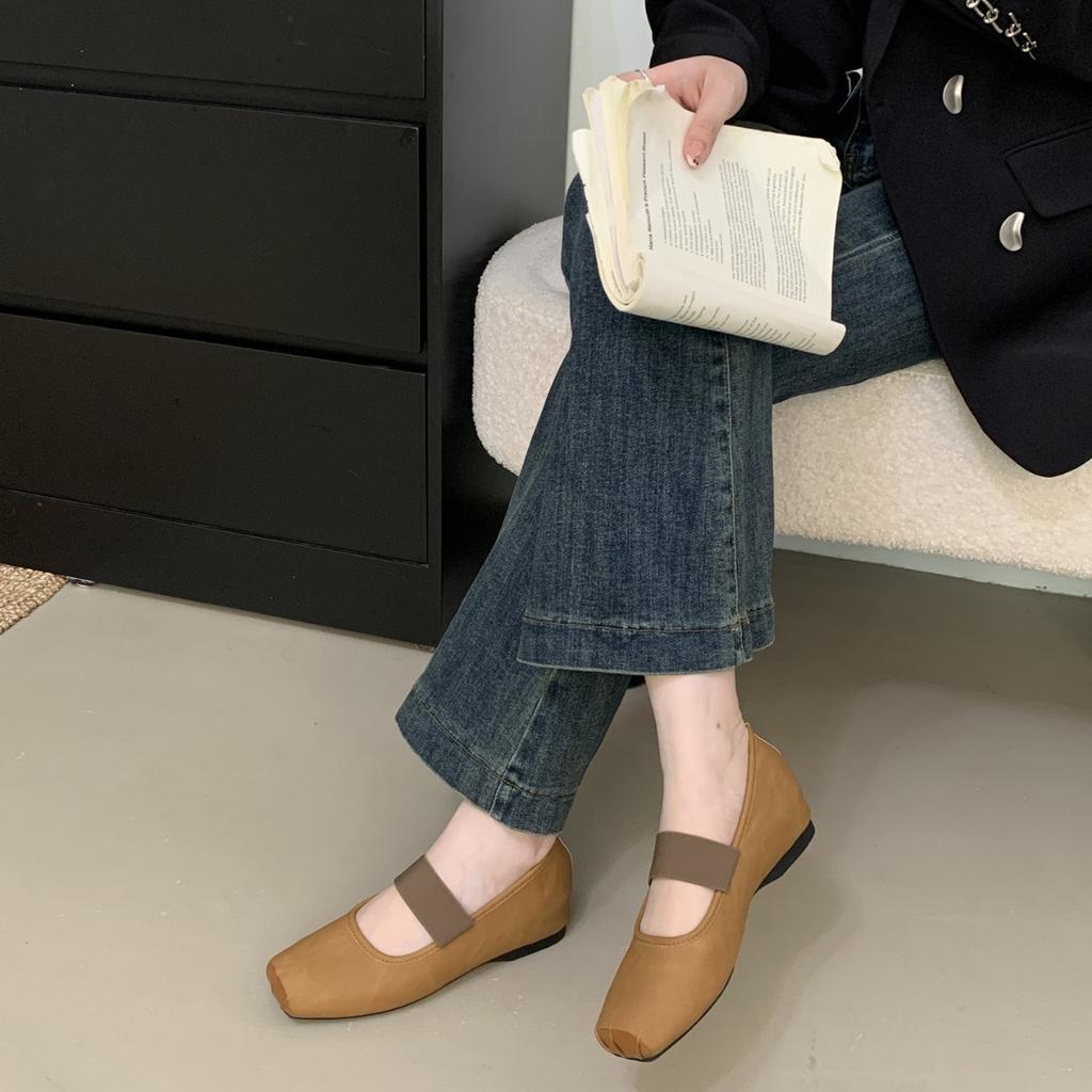 Guangzhou square head soft sole one-word elastic belt Mary Jane shoes women's 2025 new soft leather inner height increase single shoes