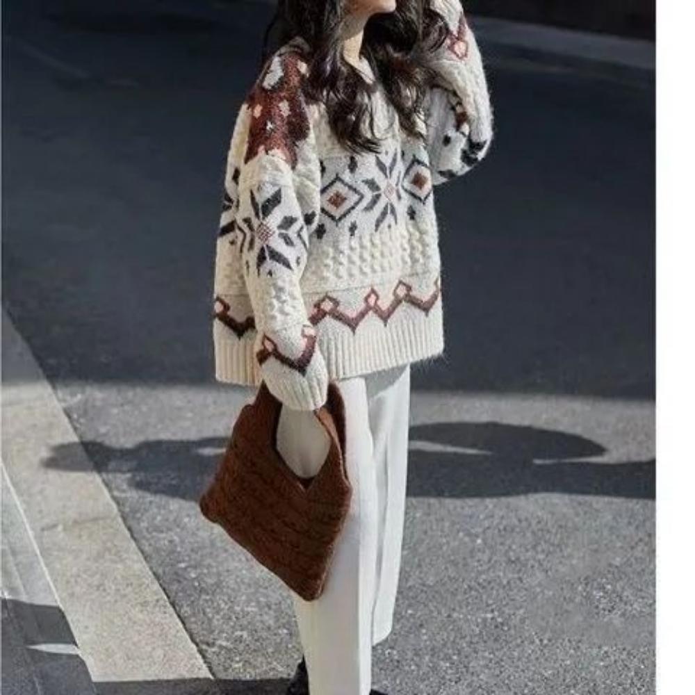 Gentle Jacquard Sweater with Thick Round Neck Knit Niche Retro Design Top