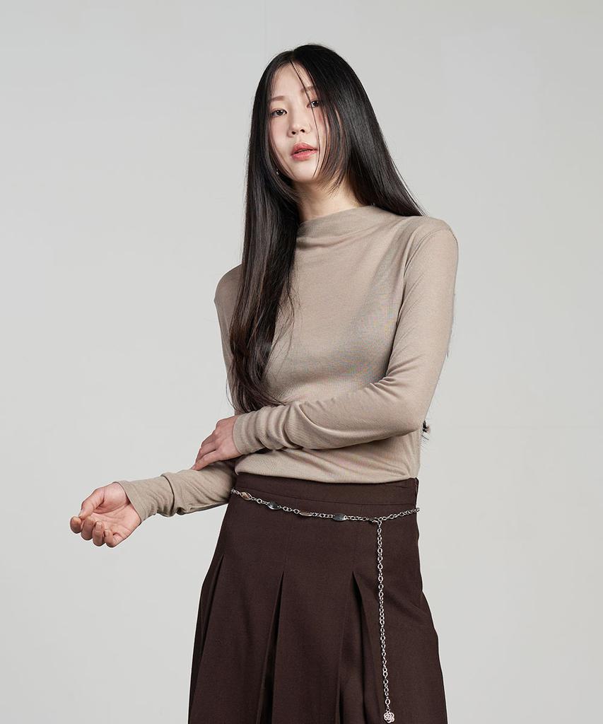 320SHOWROOM Mock Neck Wool Long Sleeve T-Shirt Mocha Beige