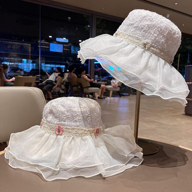 French bright silk flower webbing mesh gauze hat women's spring and summer seaside vacation sunshade sunscreen sun hat empty breathable hat