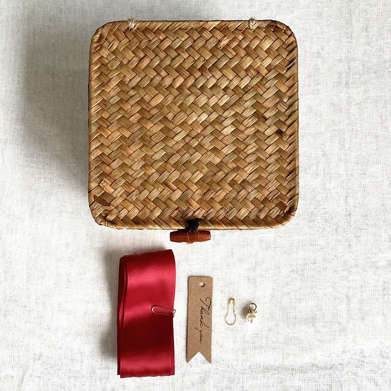 Square Handwoven Bamboo Gift Basket with Lid - High-end Candy Box and Wedding Favor