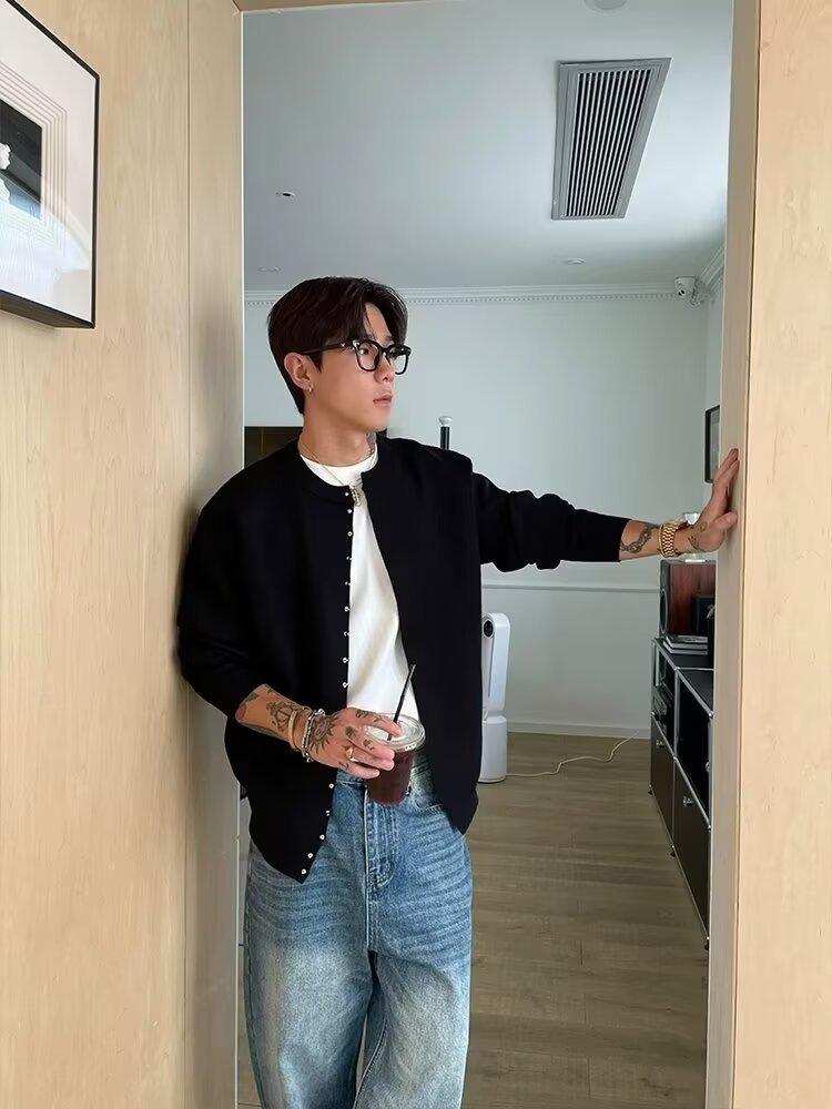Men's 2024 Autumn/Winter Metal-Studded Cardigan Knitwear - Versatile Loose-Fit Coat