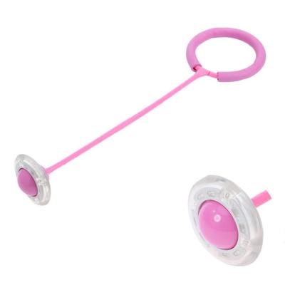 Corda con una gamba SUNROZ con rullo LED Flash Jumping Giocattoli per bambini Palla rimbalzante Calcio Palla