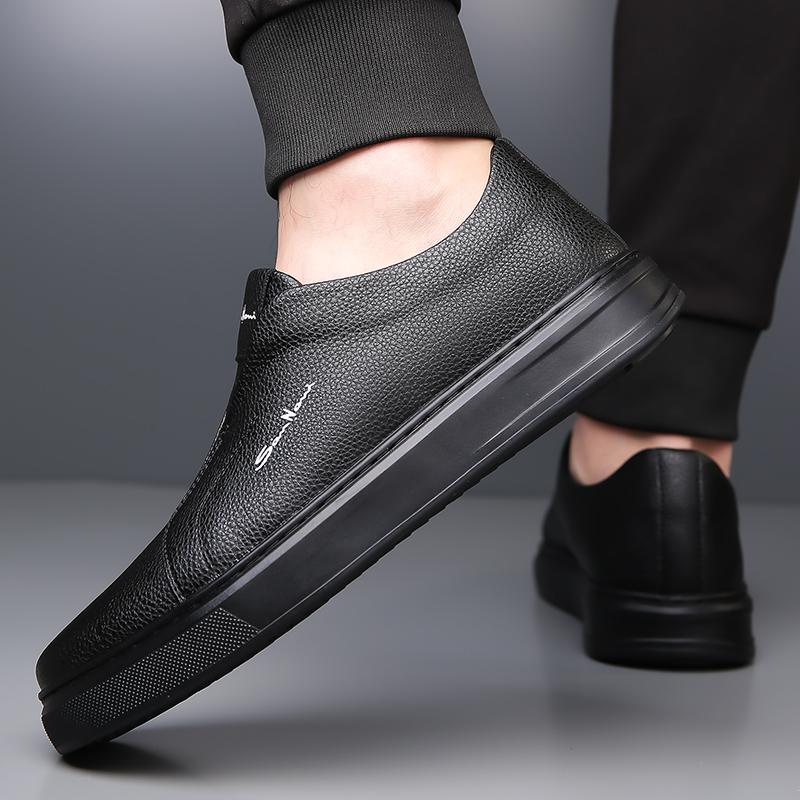 Fashion Breathable Men's Leather Shoes Sewing Casual Lazy Designer Loafers Luxury Non-slip Soft-soled Flats Handmade Men Walking Shoes