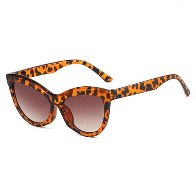 Cat-Eye Stylish Sunglasses Women Classic Premium Designer Black Glasses Sun Glasses For Female UV400 Protection Eye Wear Shades