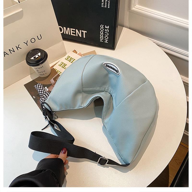 Niche Fresh Women Bag Campus Fashion Versatile Large Capacity Dumpling Bag Spring New Shoulder Crossbody Bag