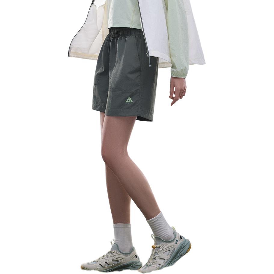 Anta Outdoor Series Solid Color Mid Waist Breathable Versatile Loose Fit Five Point Casual Shorts Women shorts Seaweed-Green 962526501-5
