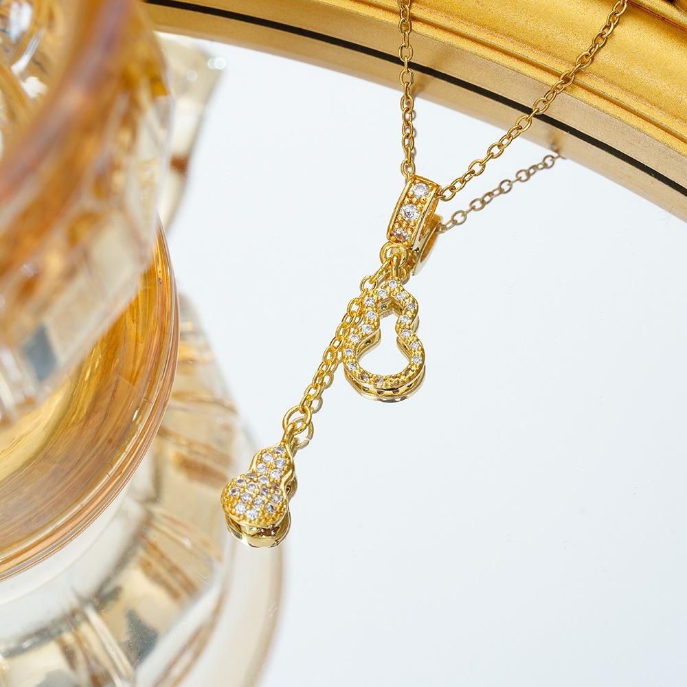 New Style Without Fading, Fashionable Gourd Tassel Light Luxury Simple Niche Design Women's Necklace Set