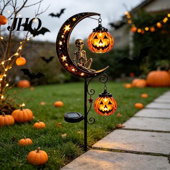 Festive Crescent Moon Yard Art Solar Halloween Metal Garden Stake Light, Auto On/Off Black Cat with Hanging Gift for Lovers Pumpkin Lantern,
