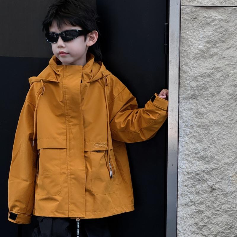 

Осенняя новая модная универсальная одежда для мальчиков 150cm жёлтый