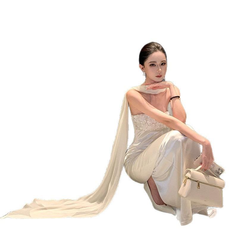 White One-word Shoulder Tube Top Dress Women's Senior Sense Socialite Evening Dress Heavy Industry Sequined Satin Sense Hip Wrap Dress