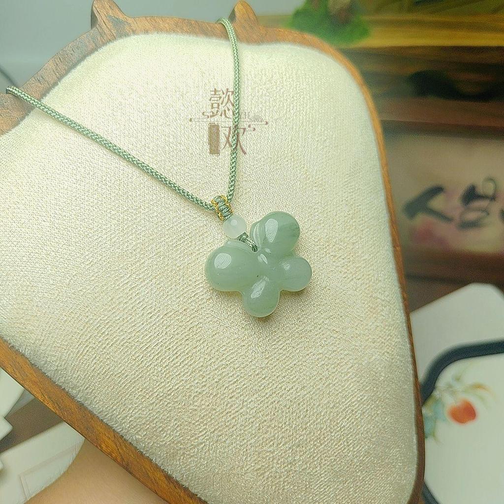 Tianshan Jadeite Peace Buckle Pendant Necklace - Star Design