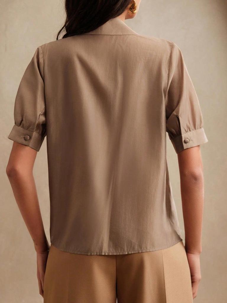 Spitzenpatchwork lässiges kurzärmeliges Damenhemd - Trend 2025