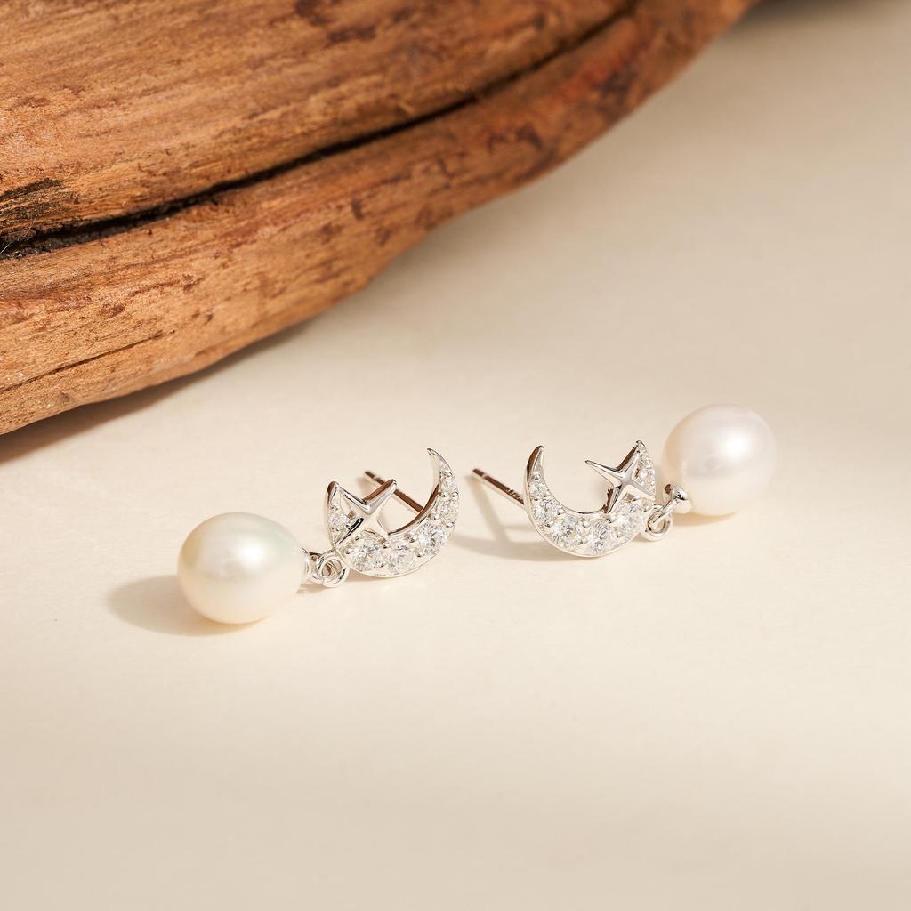 925 Sterling Silver Star and Moon Earrings: Elegant, Versatile Studs for Women