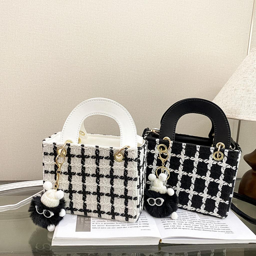 Design Trendy Texture Women's Bag Personality Shoulder Armpit Bag Ladies Hand-held Bag