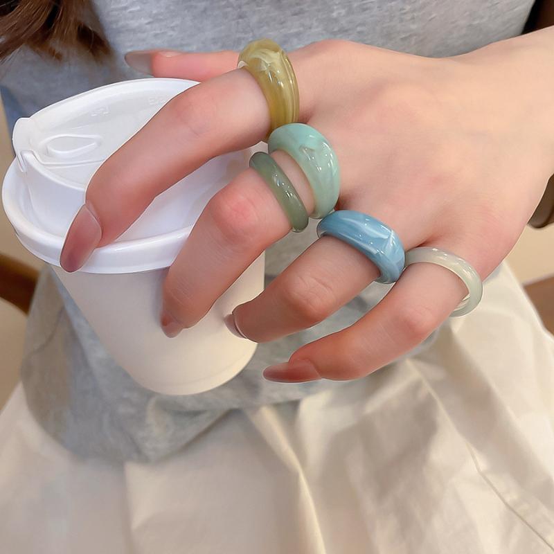 5Pcs Colorful Resin Acrylic Irregular Rings For Women Girls Travel Aesthetic Jewelry Set Rings Knuckle Finger Rings Accessories