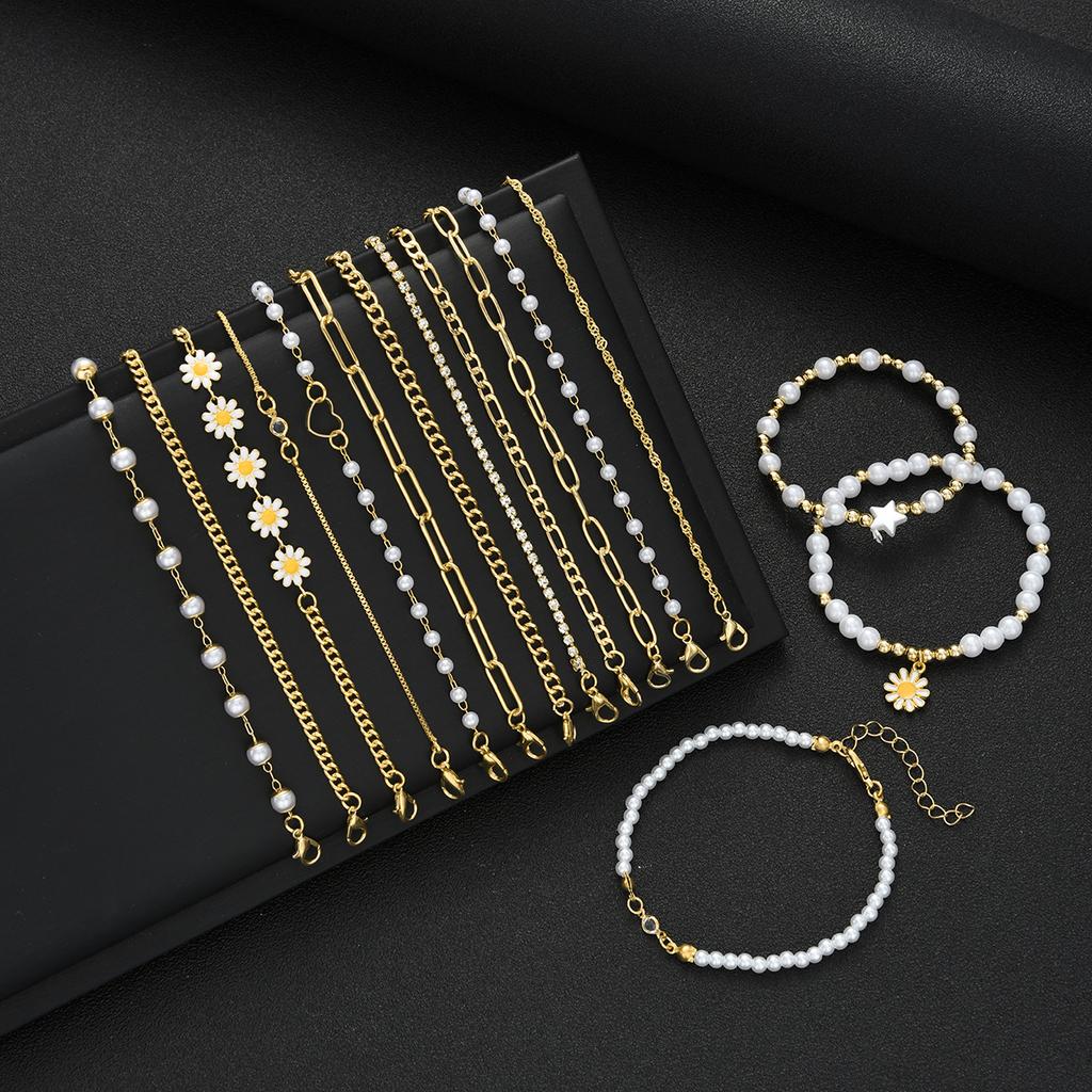 15pcs Bohemian Daisy Flower Star Bead Faux Pearl Layered Bracelets Set For Women Gold Color Summer Beach Daily Wear Jewelry Gift