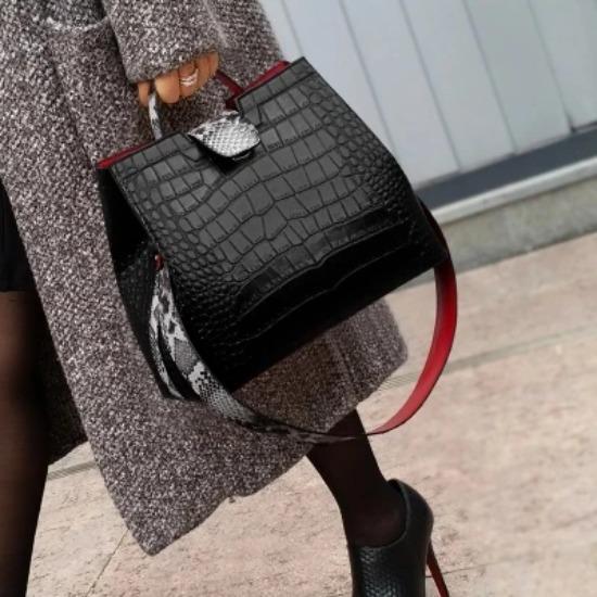 Women's Leather Embossed Crossbody Bags High Quality Sexy Boa Pattern Messenger Totes Bag