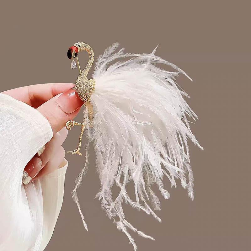 Korean Style Flamingo Brooch - Elegant Animal Badge Pin for Women Girls, Unisex Fashion Jewelry Accessory