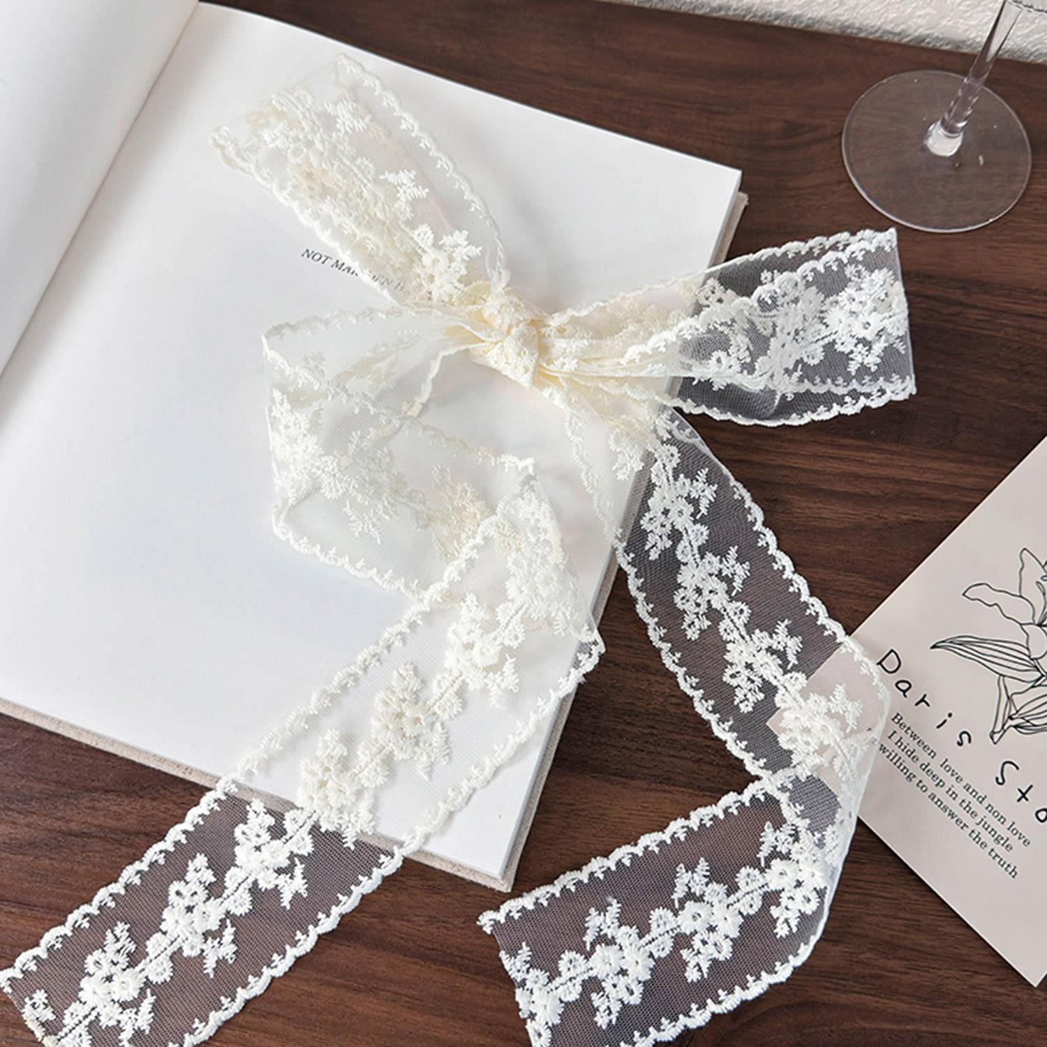 

Вышитый кружевной шейный платок Женская мода Длинные шарфы Новый белый черный платок для волос Узкий шарф Аксессуары для женской одежды